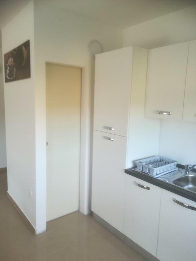 Apartman Ki Appartement Pula Buitenkant foto