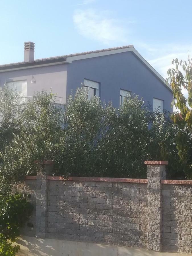 Apartman Ki Appartement Pula Buitenkant foto